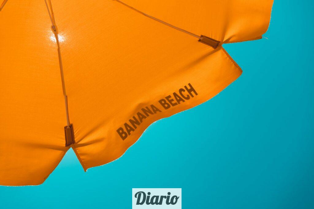 orange banana beach-printed umbrella