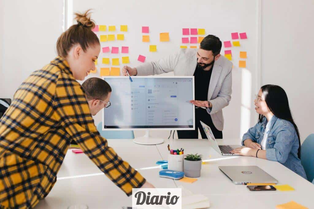 Cuándo conviene externalizar tu equipo comercial